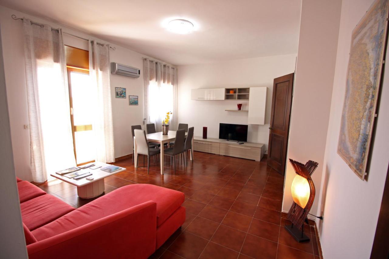 Casa Vacanza Valle Della Cupa Novoli Exterior foto